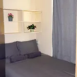 Comfy Flat Centre - 2 *