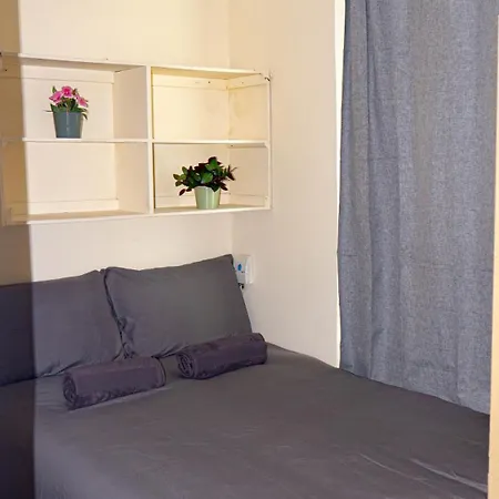 Comfy Flat Centre - 2 *